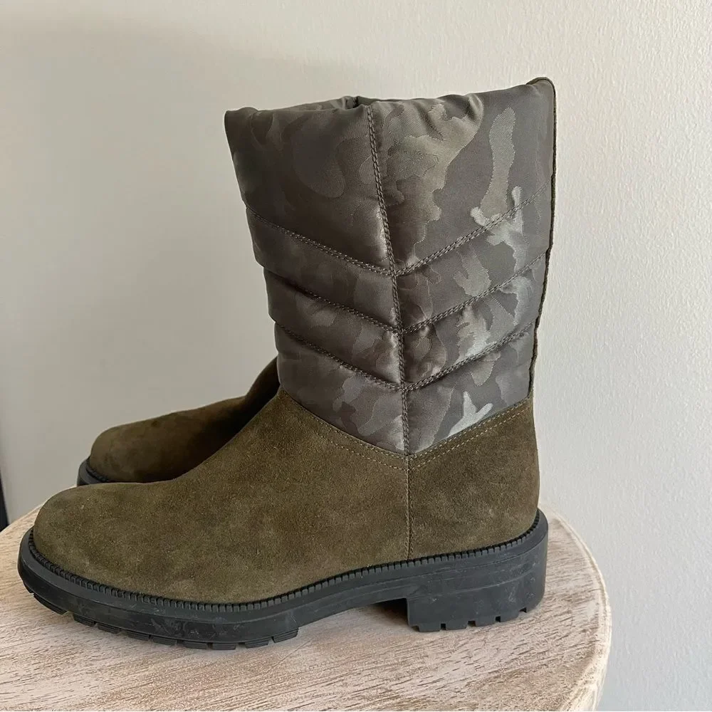 AQUATALIA Women's 6.5 Lori Boots Herb Olive Green Camouflage Suede Puffer NWOB